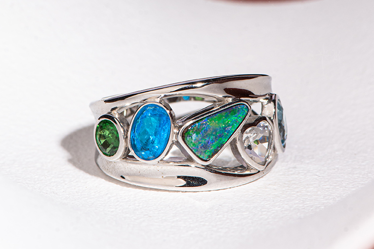 R119渊彩重奏 重工彩宝设计感戒指